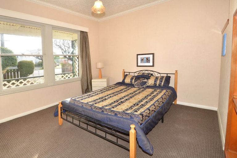 Photo of property in 71 Neville Street, Caversham, Dunedin, 9012