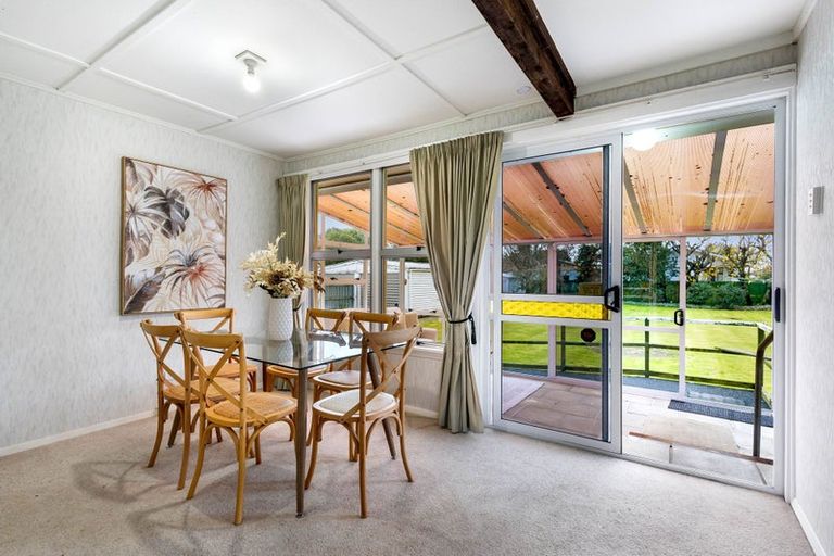 Photo of property in 18 Gregory Avenue, Islington, Christchurch, 8042