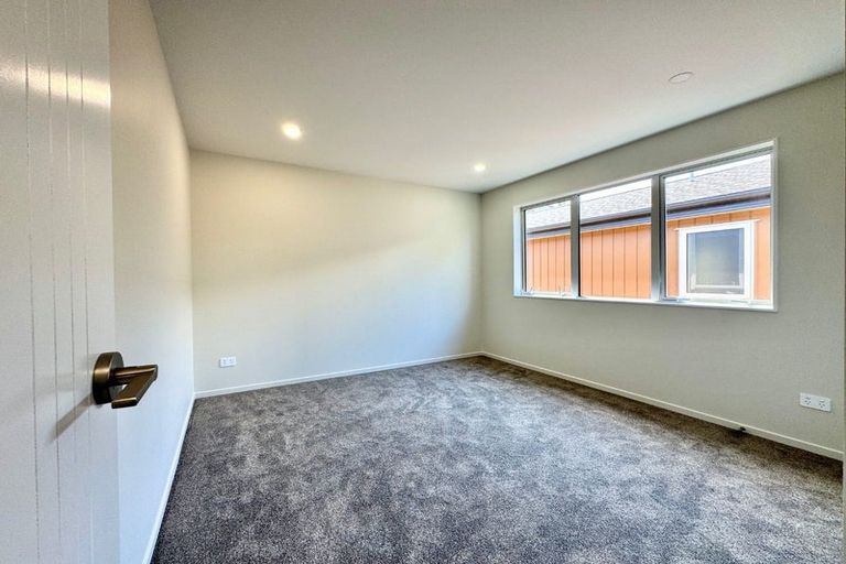 Photo of property in 118 Pigeon Mountain Road, Half Moon Bay, Auckland, 2012