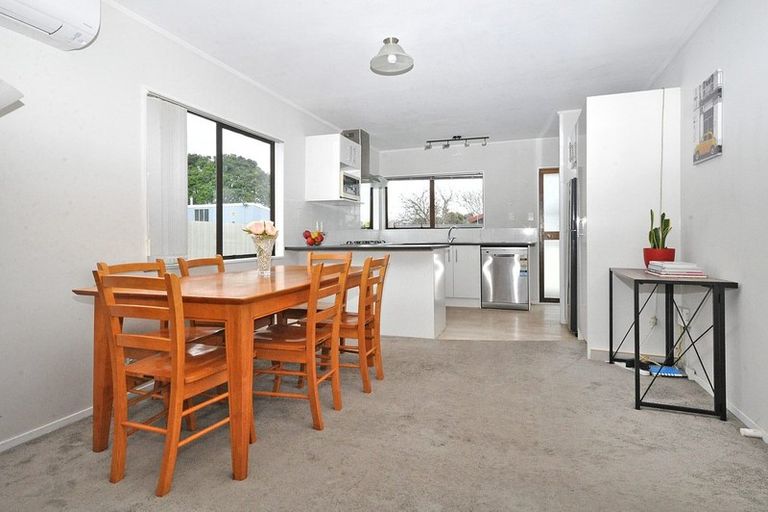 Photo of property in 3/8 Martha Lane, Weymouth, Auckland, 2103