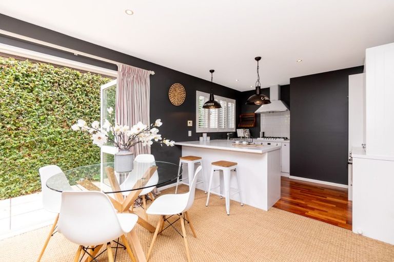Photo of property in 21 Andover Street, Merivale, Christchurch, 8014