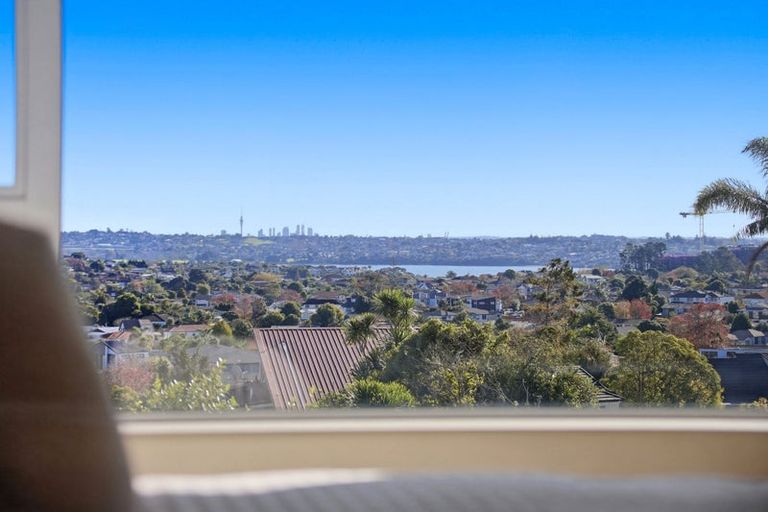 Photo of property in 10 Etherege Place, Howick, Auckland, 2014