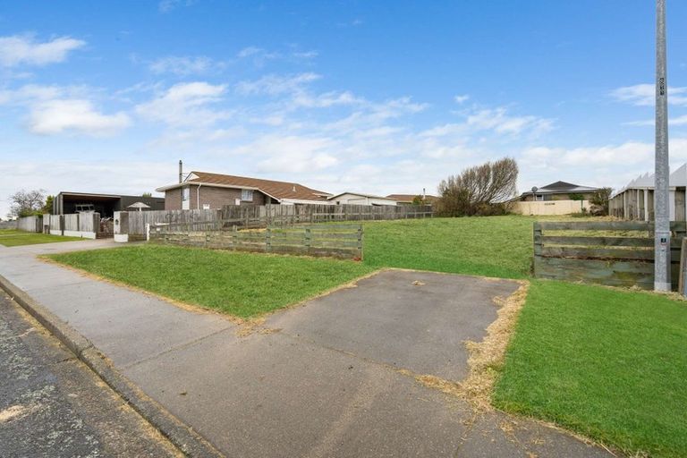 Photo of property in 57 Dunbeath Crescent, Kew, Invercargill, 9812