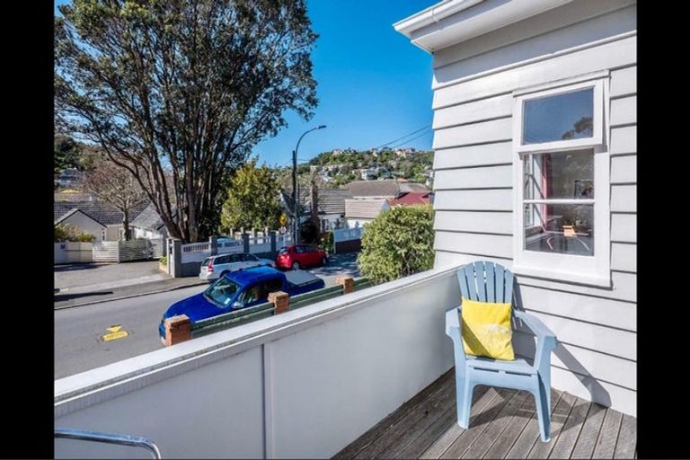 Photo of property in 6 Station Road, Khandallah, Wellington, 6035