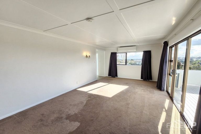 Photo of property in 5 Widmore Drive, Massey, Auckland, 0614