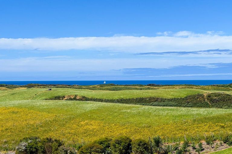 Photo of property in 103 Blue Horizon Road, Whangarei Heads, Whangarei, 0174