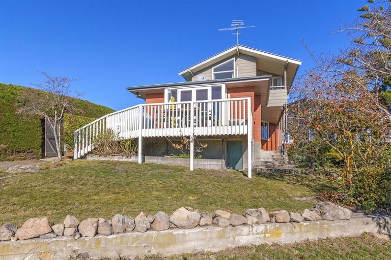 Photo of property in 272 Mount Pleasant Road, Mount Pleasant, Christchurch, 8081