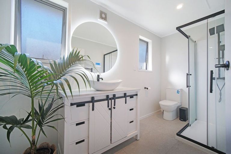 Photo of property in 46 Castleton Street, Birkdale, Auckland, 0626