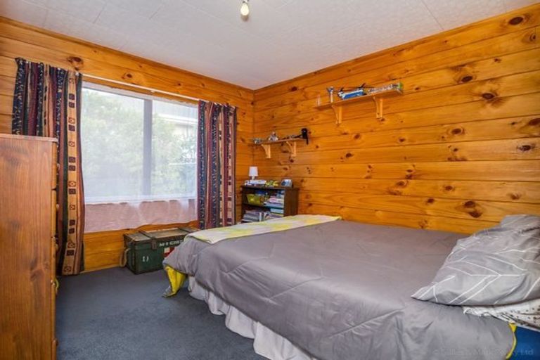 Photo of property in 46 Norana Road, Timberlea, Upper Hutt, 5018