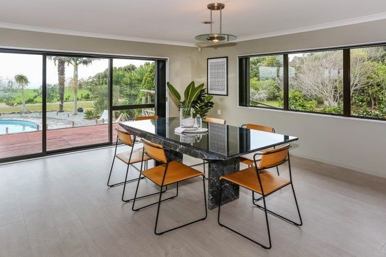 Photo of property in 271 Clarks Beach Road, Clarks Beach, Pukekohe, 2679