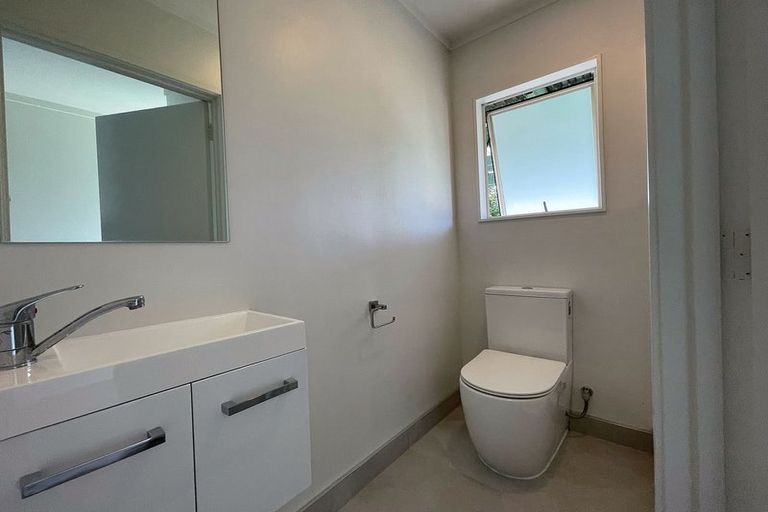 Photo of property in 3 Bowen Street, Manurewa East, Auckland, 2102