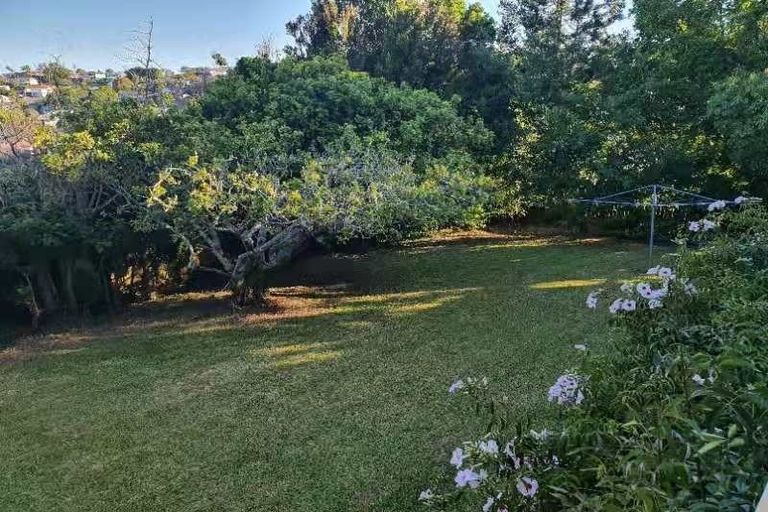 Photo of property in 6 Tableau Place, Totara Vale, Auckland, 0629