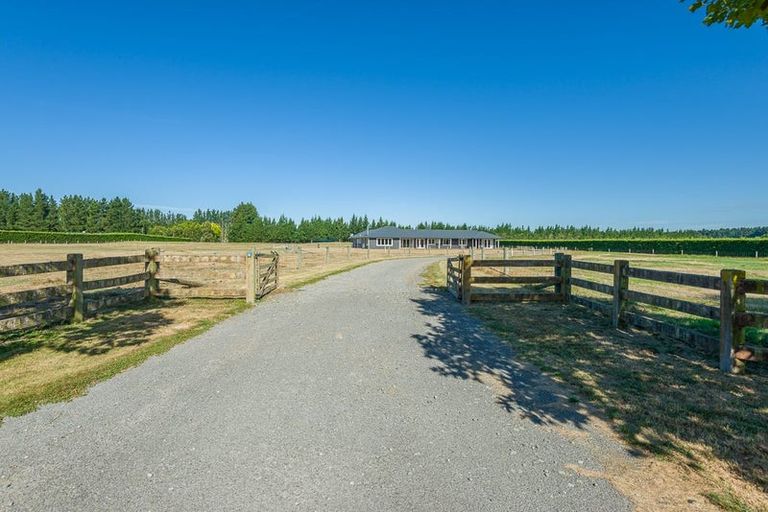 Photo of property in 1/616 Halkett Road, West Melton, Christchurch, 7671