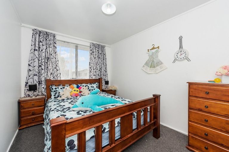 Photo of property in 49 Crawshaw Drive, Nawton, Hamilton, 3200