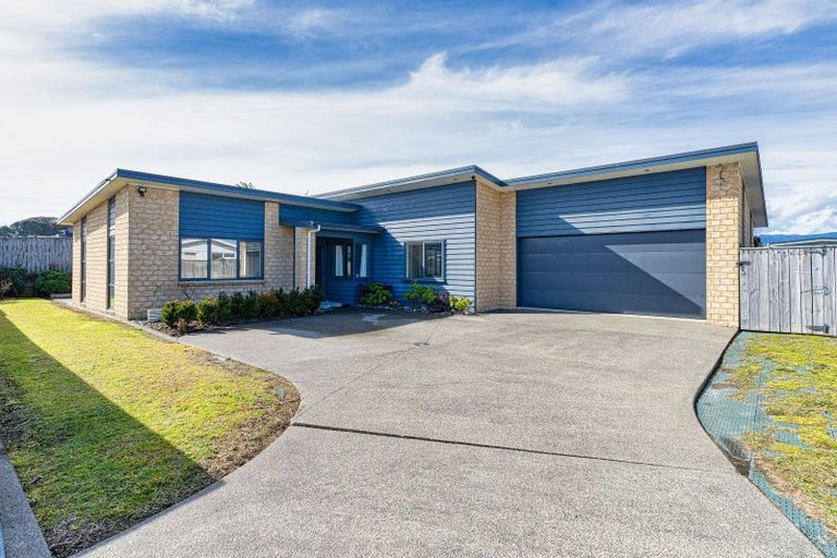 Photo of property in 102 Mountain View Terrace End, Otaki Beach, Otaki, 5512