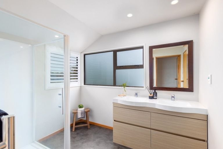 Photo of property in 22 Braithwaite Street, Ilam, Christchurch, 8041