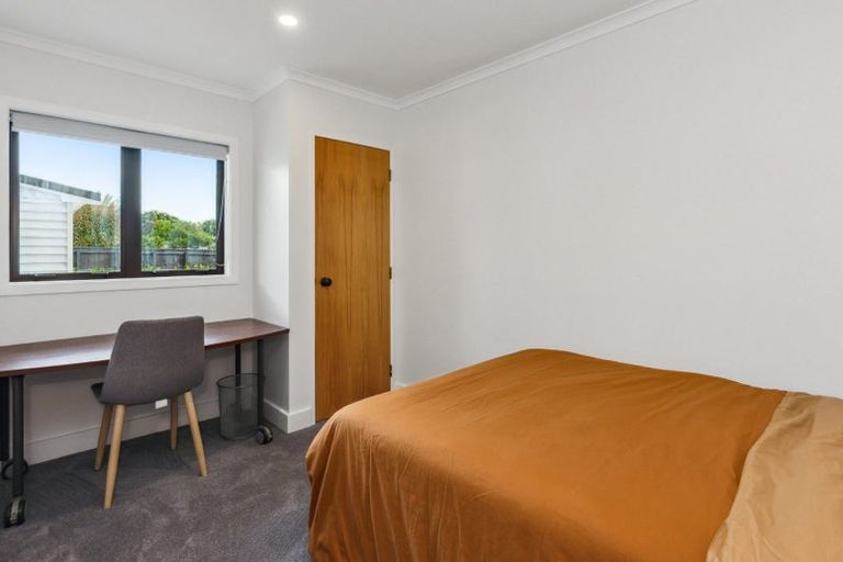 Photo of property in 36 Eruini Street, Waikanae Beach, Waikanae, 5036