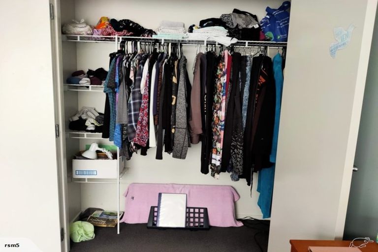 Photo of property in 3d Scotland Place, Hillcrest, Hamilton, 3216