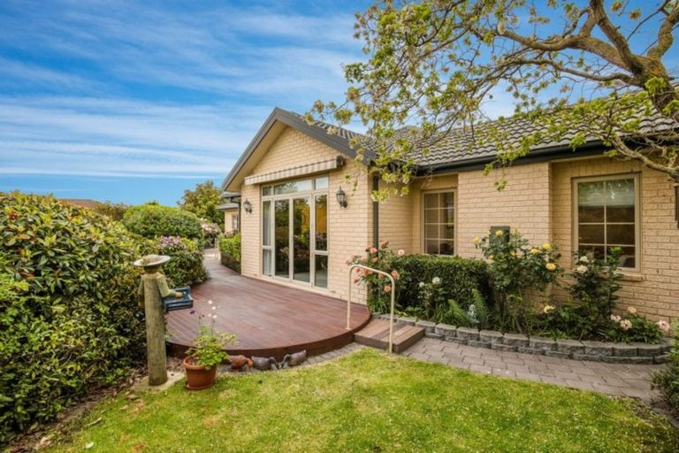 Photo of property in 15 Caleb Place, Northwood, Christchurch, 8051