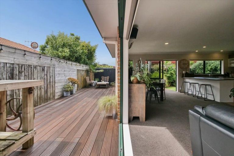 Photo of property in 34 Athena Grove, Papamoa Beach, Papamoa, 3118