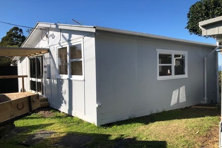 Photo of property in 65 Tane Road, Laingholm, Auckland, 0604