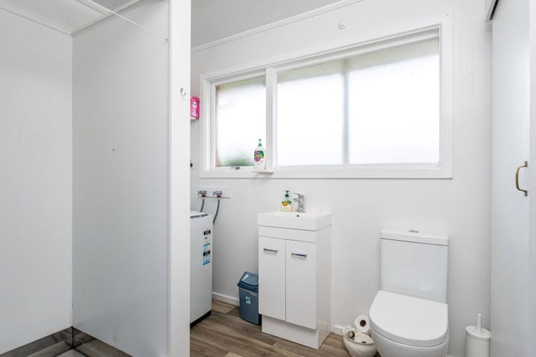 Photo of property in 1-11/94 Avenue Road, West End, Timaru, 7910