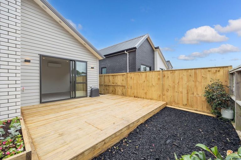 Photo of property in 8 Zadar Street, Kumeu, 0810