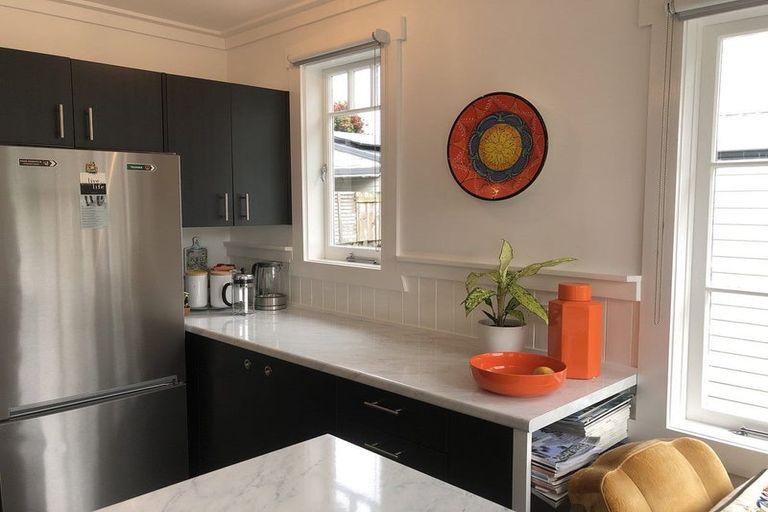 Photo of property in 7 Shortland Street, Regent, Whangarei, 0112