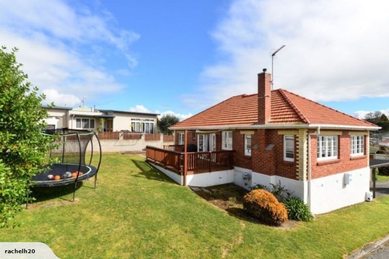 Photo of property in 587 Bank Street, Te Awamutu, 3800