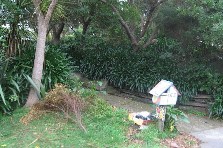 Photo of property in 65 Mana View Road, Paremata, Porirua, 5026