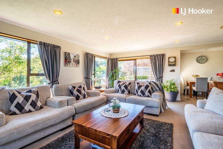 Photo of property in 12 Thomson Street, Green Island, Dunedin, 9018