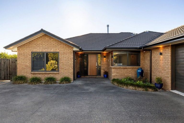 Photo of property in 9 Brancaster Place, Cambridge, 3434