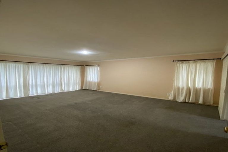 Photo of property in 94 Landing Drive, Albany, Auckland, 0632
