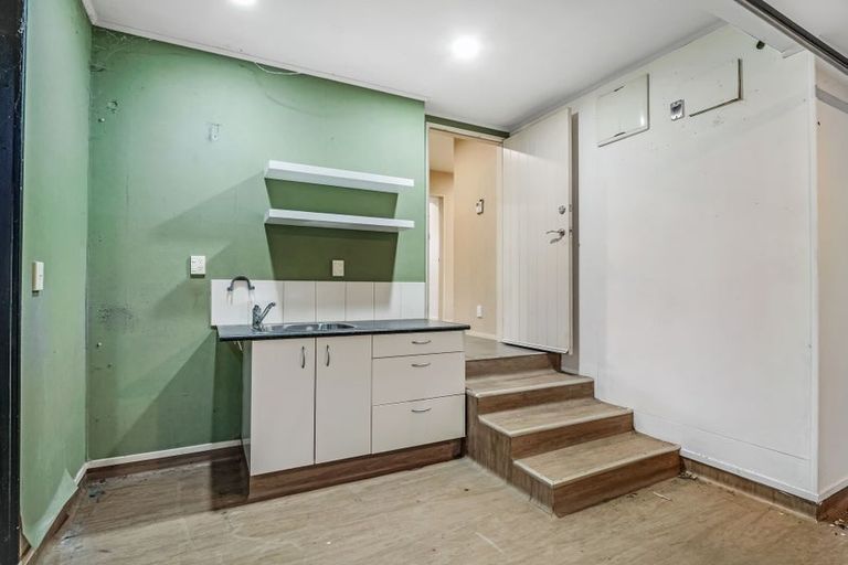 Photo of property in 52 Ruapehu Drive, Fitzherbert, Palmerston North, 4410