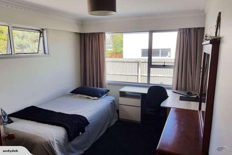 Photo of property in 126 Somerfield Street, Somerfield, Christchurch, 8024