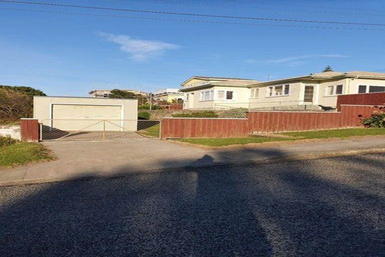 Photo of property in 26 Marine Parade, Otaki Beach, Otaki, 5512
