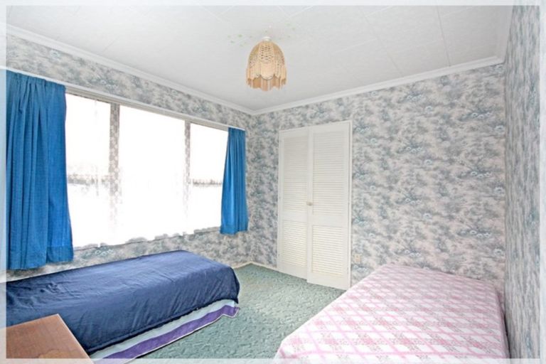 Photo of property in 13 Signal Street, Foxton Beach, Foxton, 4815