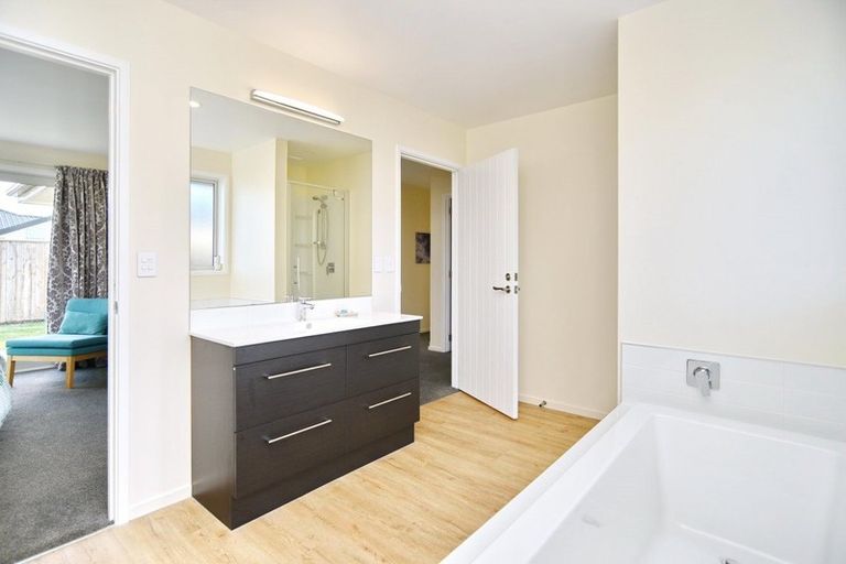 Photo of property in 74 Sunline Avenue, Lincoln, 7608