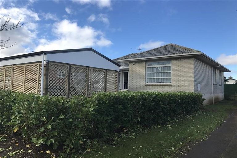 Photo of property in 10 Carbine Lane, Waiuku, 2123