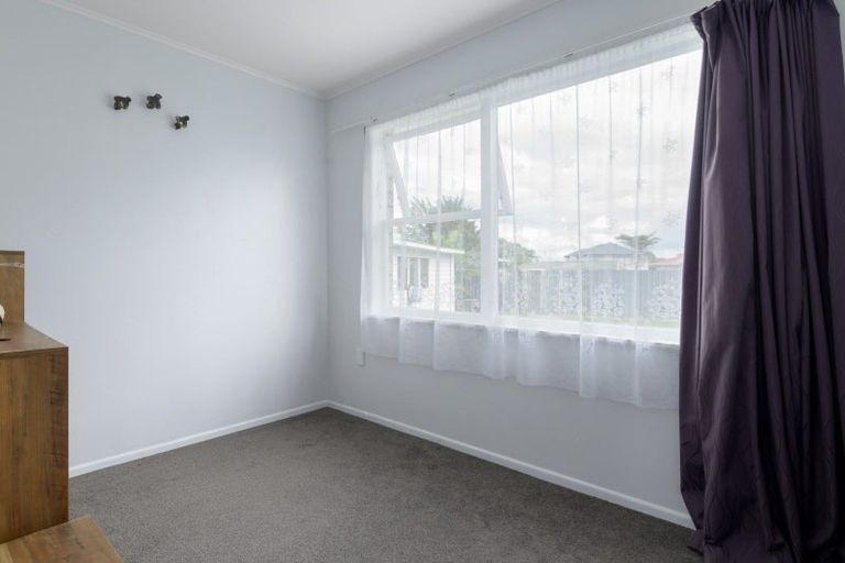 Photo of property in 53 Collins Road, Melville, Hamilton, 3206