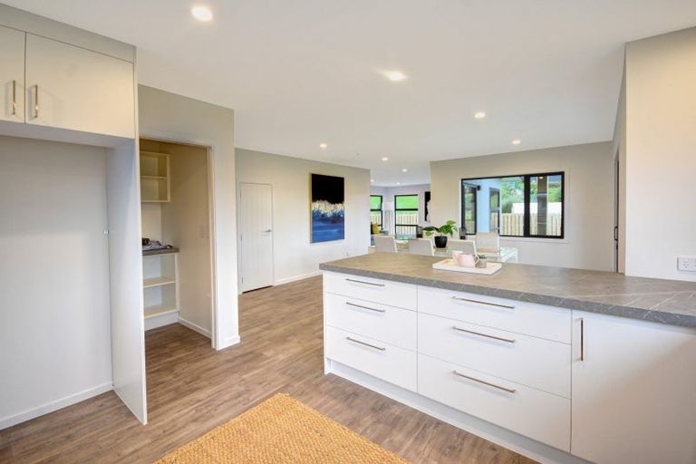 Photo of property in 9 Okahau Terrace, Warrington, 9471