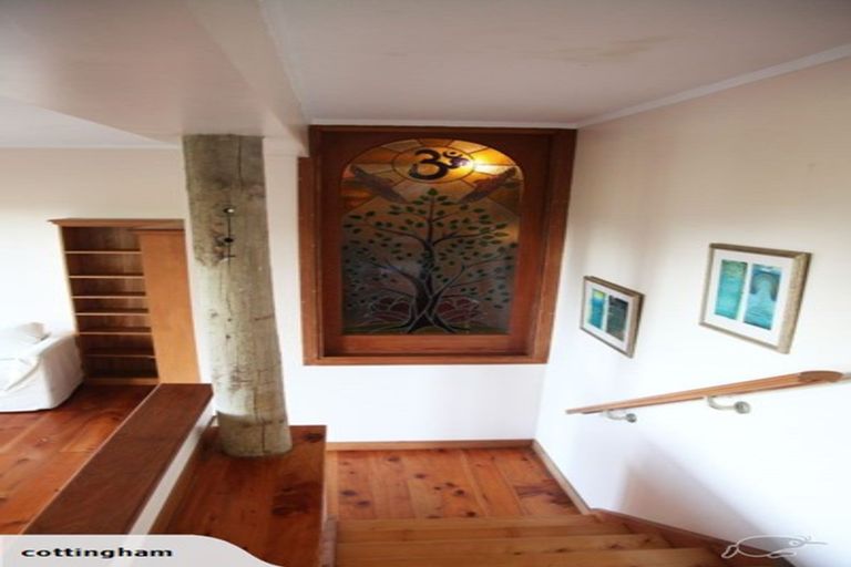 Photo of property in 122 Lone Kauri Road, Karekare, New Lynn, 0772