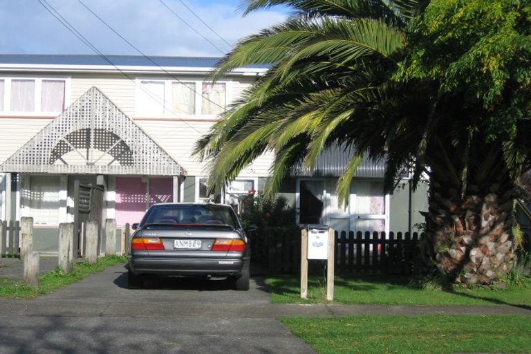 Photo of property in 19 Harrison Crescent, Avalon, Lower Hutt, 5011