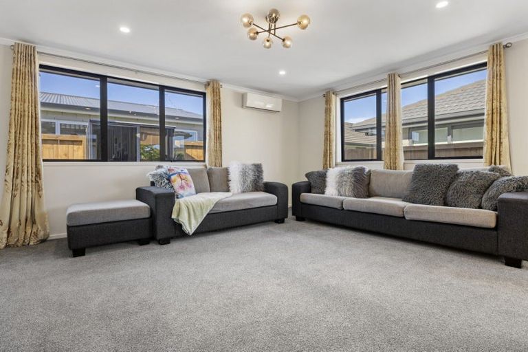 Photo of property in 14 Te Wharo Drive, Papamoa, 3118