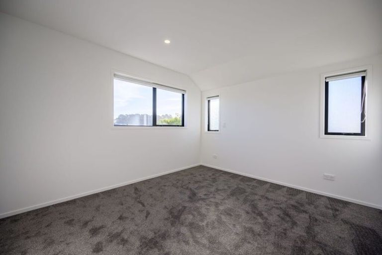 Photo of property in 4/180 Marine Parade, New Brighton, Christchurch, 8083