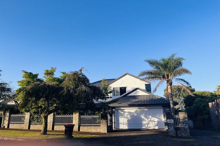 Photo of property in 111 Wheturangi Road, Greenlane, Auckland, 1051