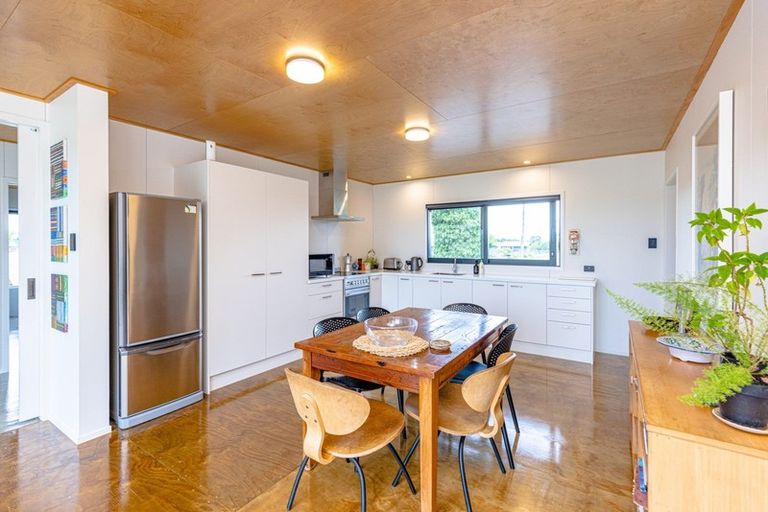 Photo of property in 83 Marumaru Street, Marton, 4710