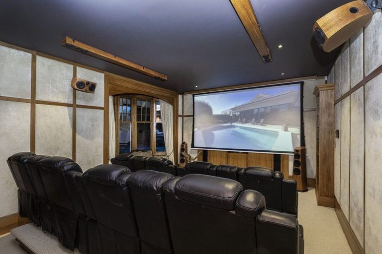 Photo of property in 5 Saint Barnabas Lane, Fendalton, Christchurch, 8052