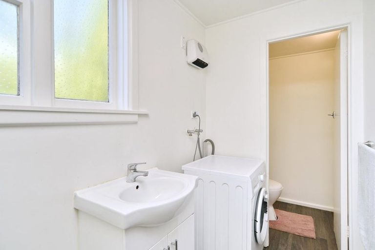 Photo of property in 10 Wyon Street, Linwood, Christchurch, 8062