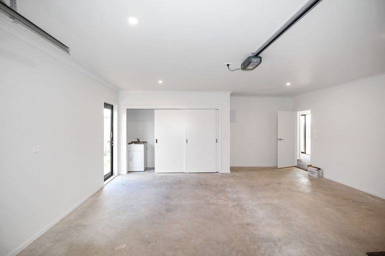 Photo of property in 47 Carroll Place, Owhata, Rotorua, 3010